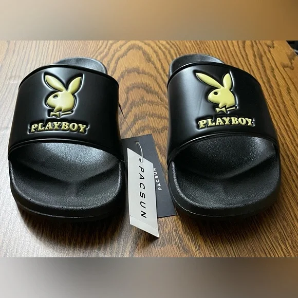 PacSun Black and Yellow Sandals with Playboy Logo - Picture 3 of 5